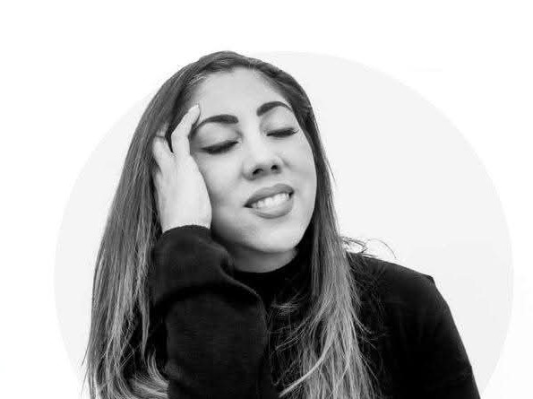Editorial portrait of Isabel Uzcategui